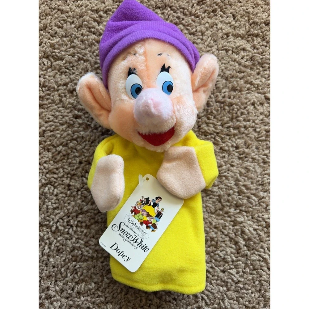 Vintage Snow White Seven Dwarfs Dopey DISNEY 50th Anniversary Hand Puppet w/ Tag